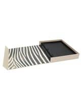 Fotodoos in beige linnen met zwart ringalbum
